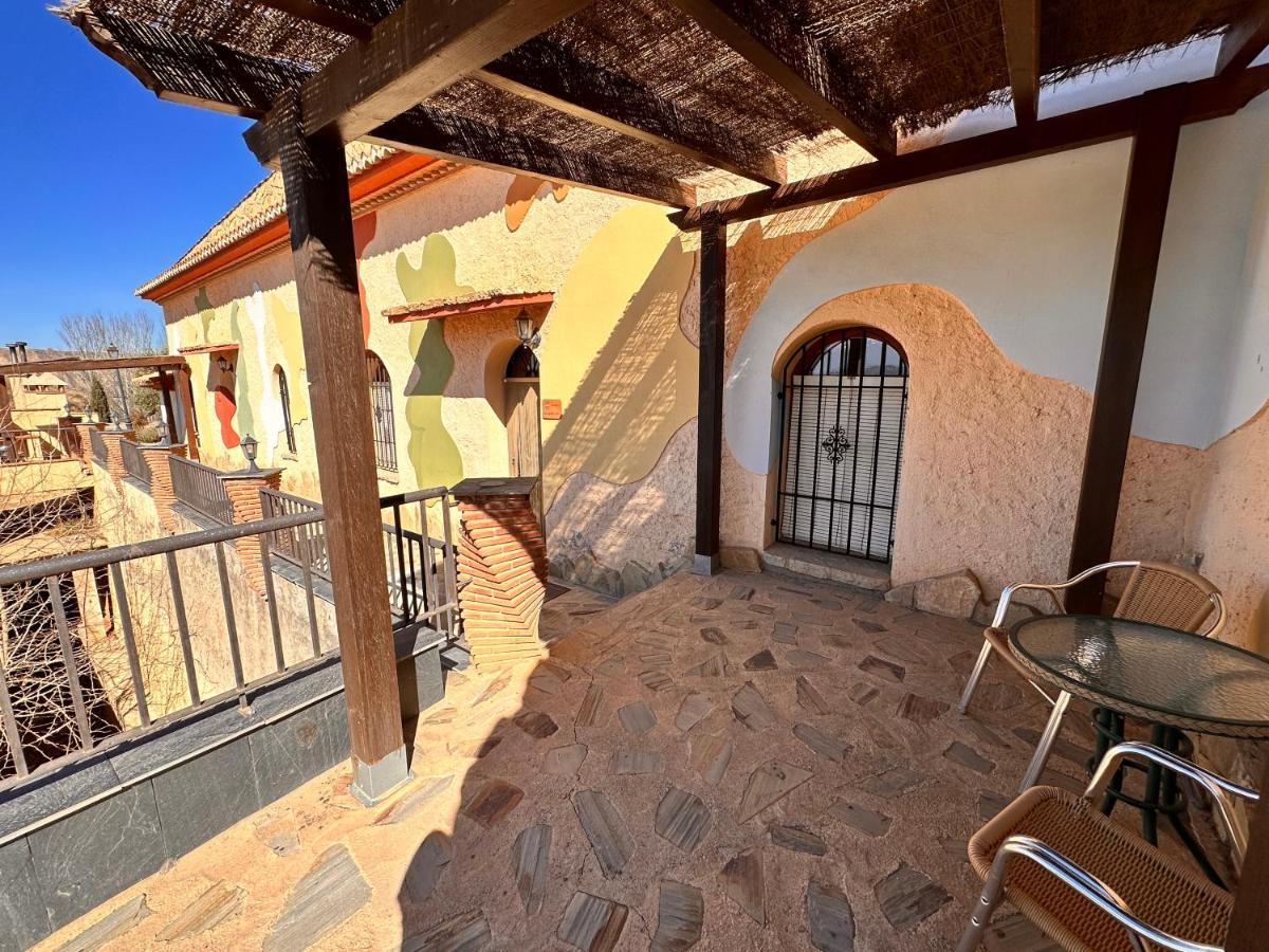 Cuevas La Granja Apartment Benalua de Guadix ภายนอก รูปภาพ