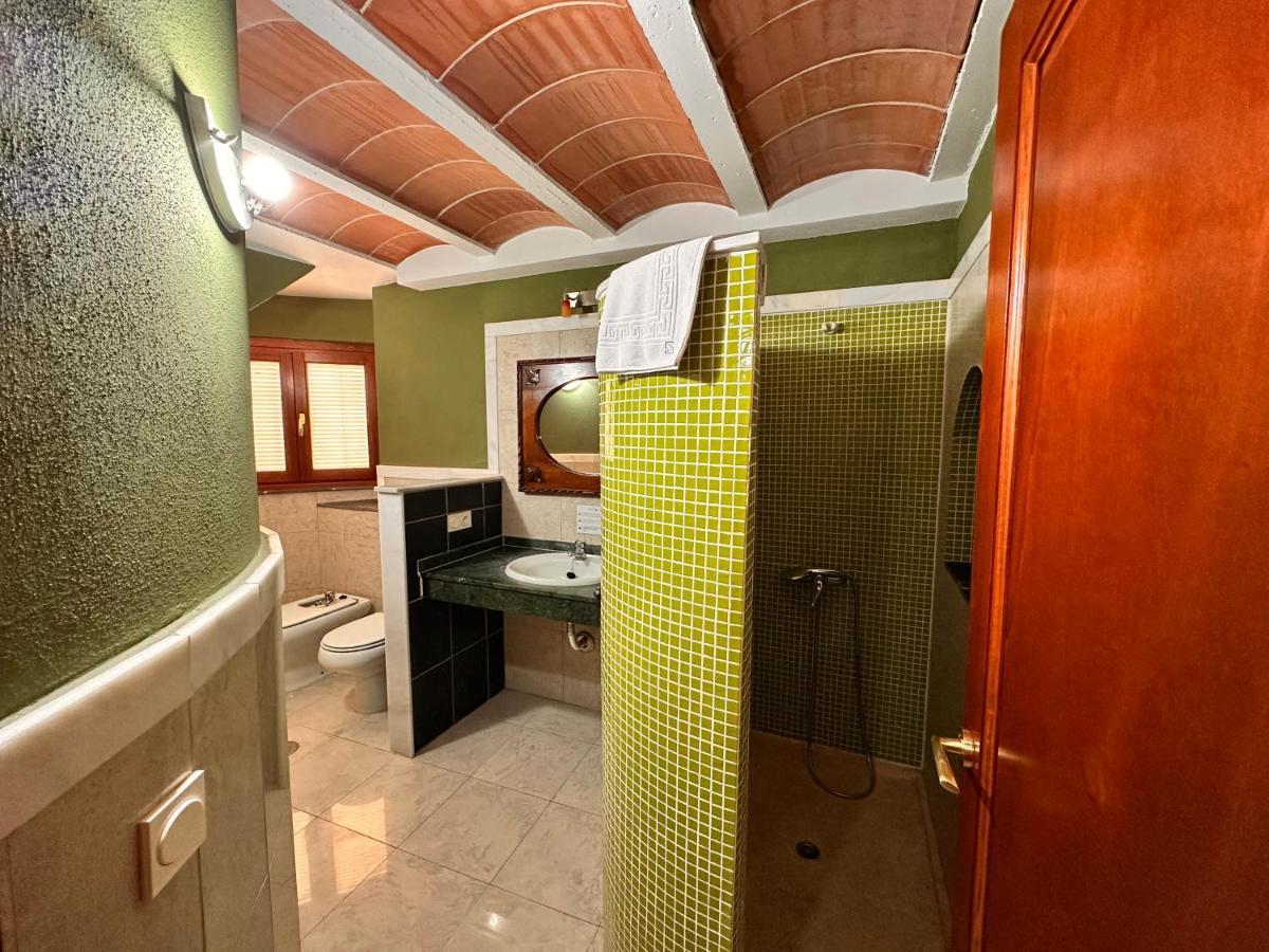 Cuevas La Granja Apartment Benalua de Guadix ภายนอก รูปภาพ
