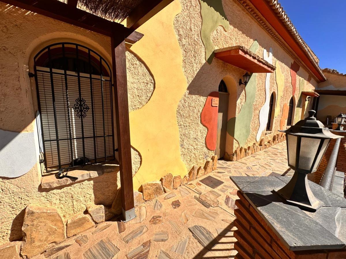 Cuevas La Granja Apartment Benalua de Guadix ภายนอก รูปภาพ