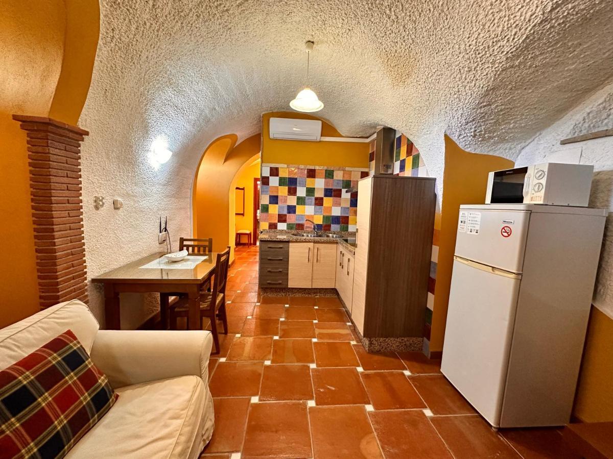 Cuevas La Granja Apartment Benalua de Guadix ภายนอก รูปภาพ