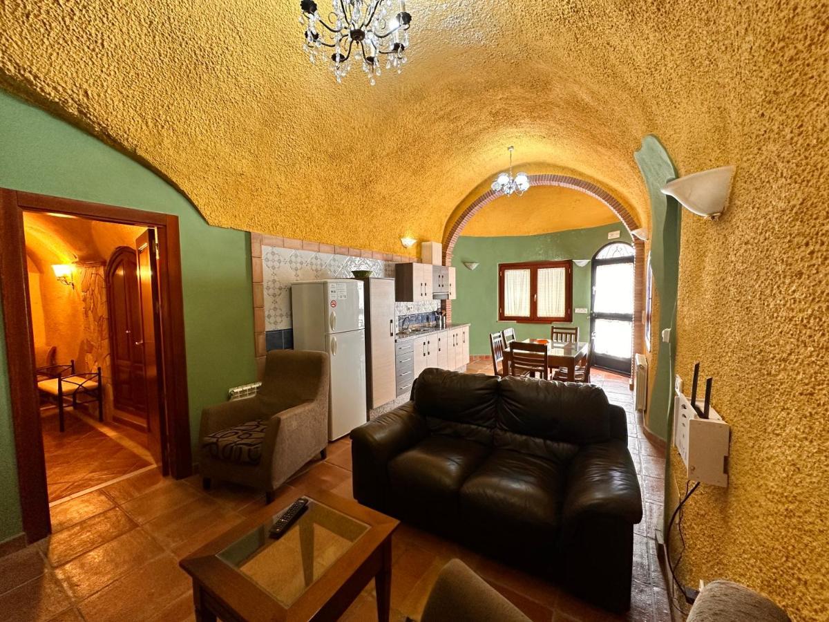 Cuevas La Granja Apartment Benalua de Guadix ภายนอก รูปภาพ