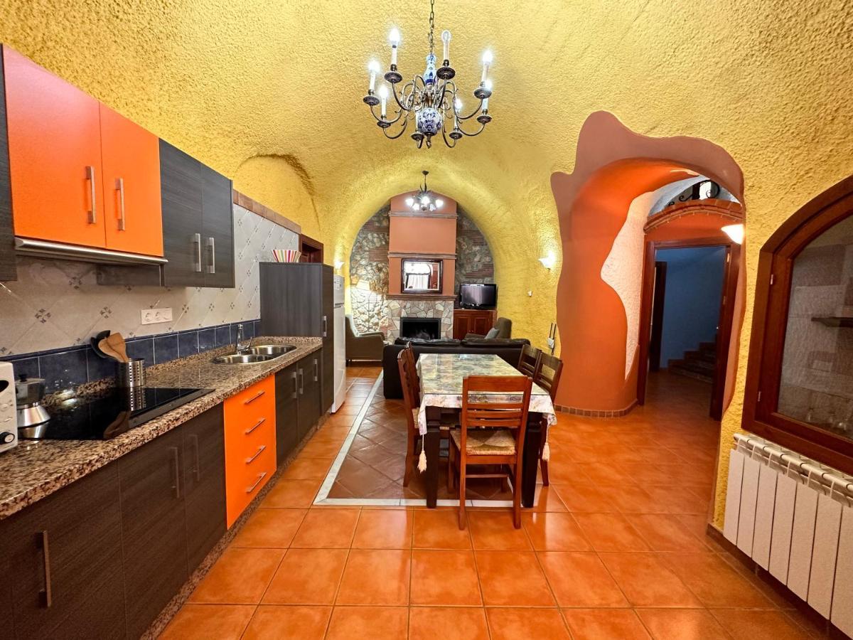 Cuevas La Granja Apartment Benalua de Guadix ภายนอก รูปภาพ