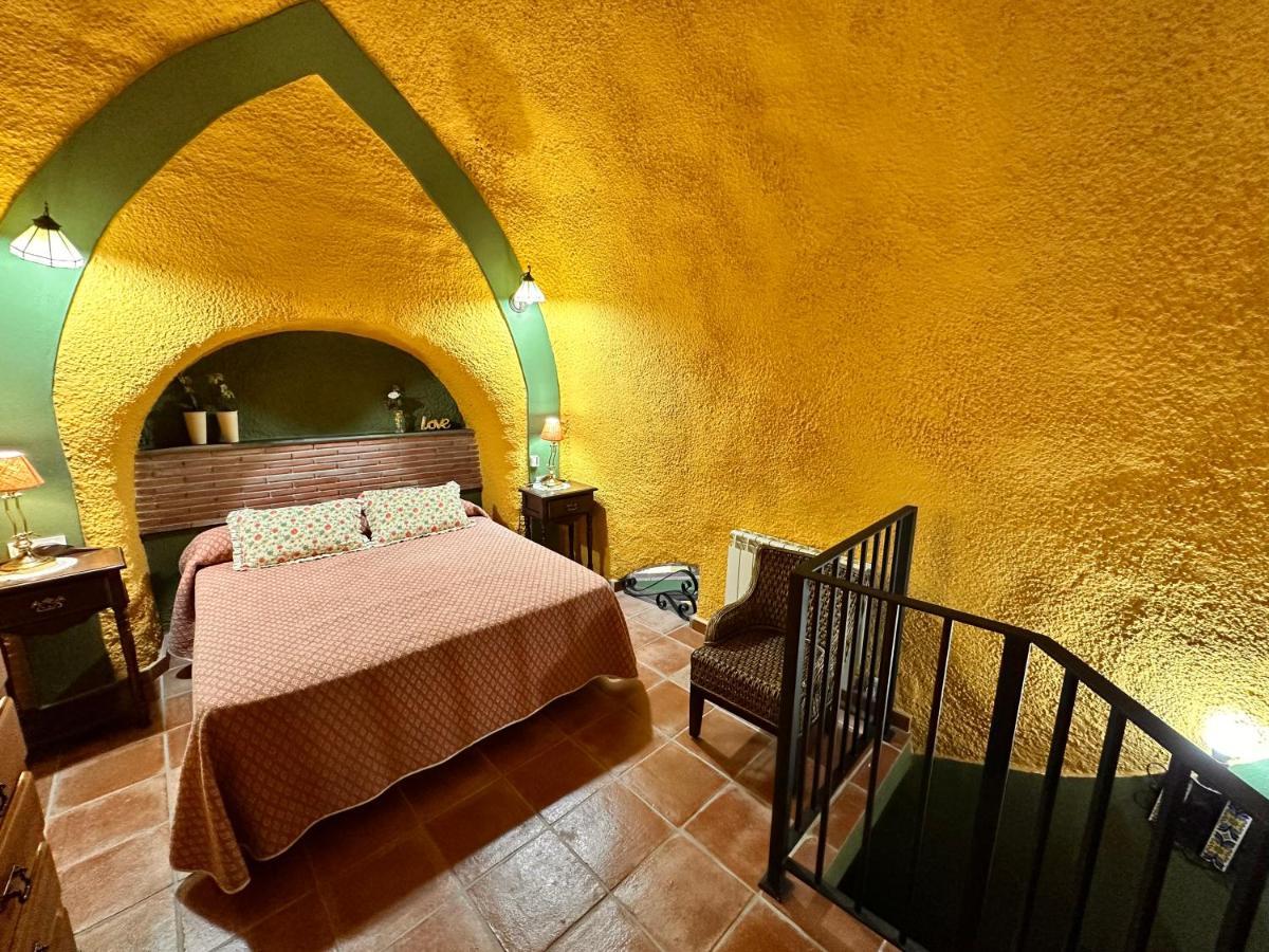 Cuevas La Granja Apartment Benalua de Guadix ภายนอก รูปภาพ