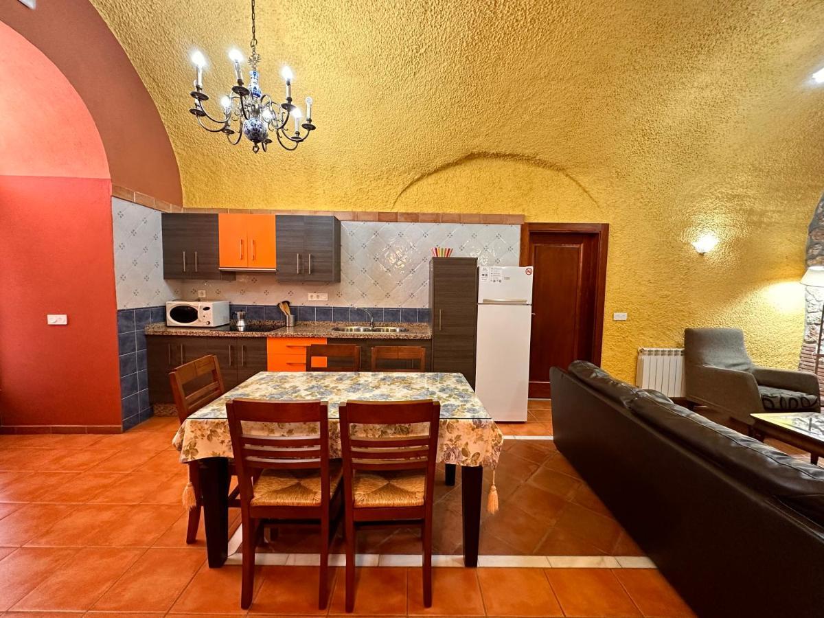 Cuevas La Granja Apartment Benalua de Guadix ภายนอก รูปภาพ