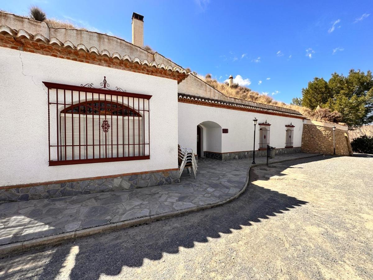 Cuevas La Granja Apartment Benalua de Guadix ภายนอก รูปภาพ