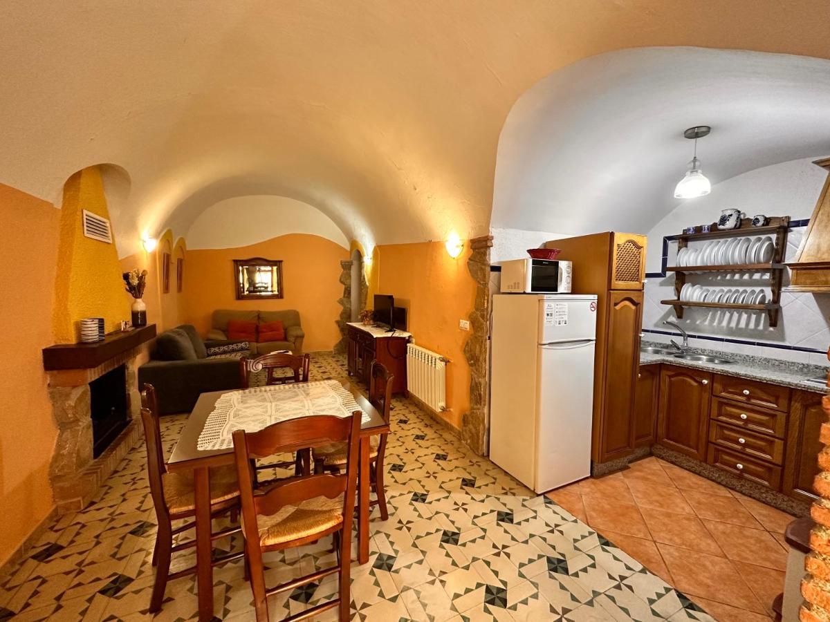 Cuevas La Granja Apartment Benalua de Guadix ภายนอก รูปภาพ