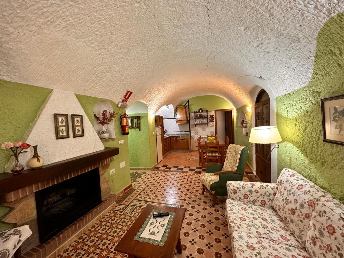 Cuevas La Granja Apartment Benalua de Guadix ภายนอก รูปภาพ